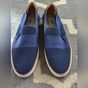 Ugg "Sammy Slip On" Marino Blue Slip-On Shoes Size 9.5